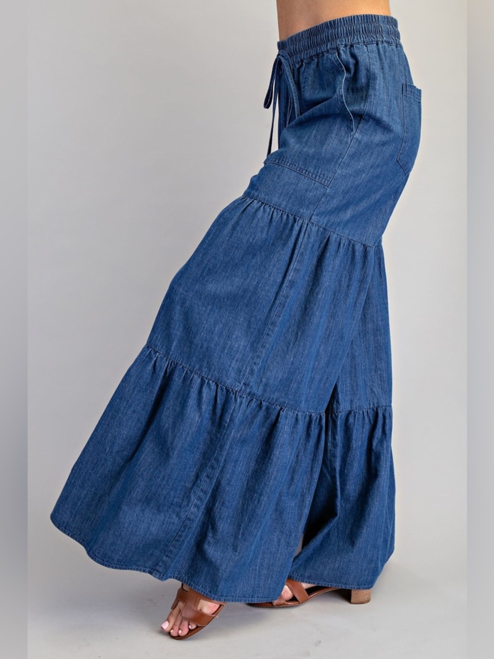 Tiered Ultra Wide Leg Mineral Washed Denim Palazzo Pants - eesome - Picture 4 of 10